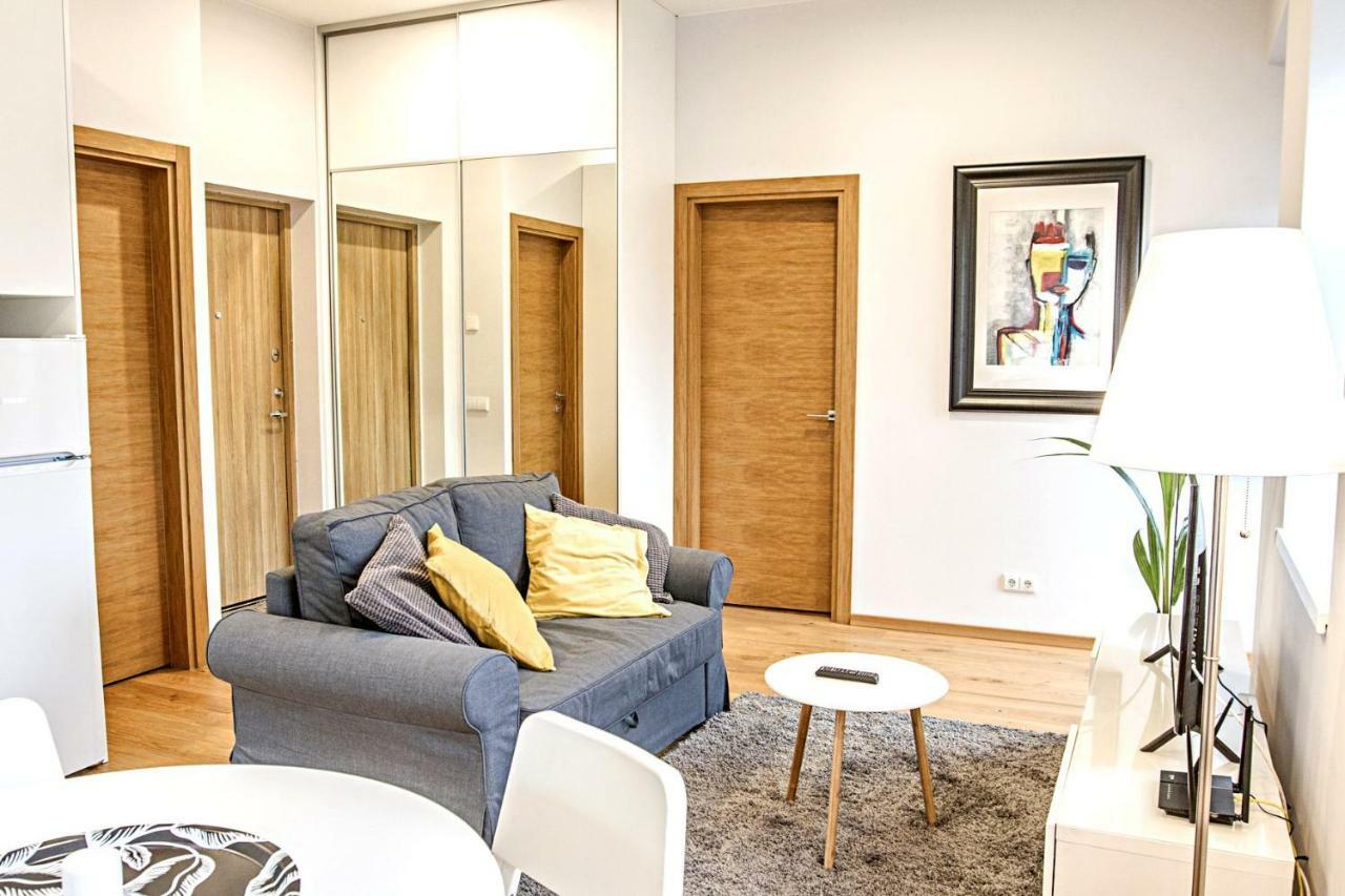Modern 1Bd Apartment In Old Town By Hostlovers Kaunas Exterior photo